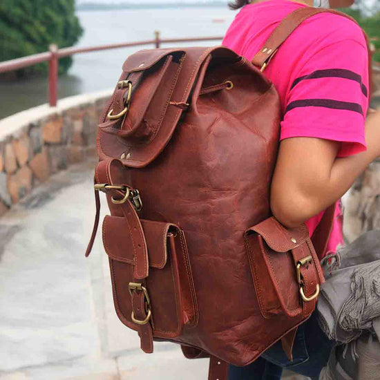 ANUENT Handmade Leather Travel Rucksack